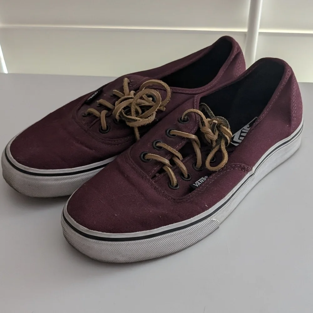🥁 Vans Port Royalle Authentic Maroon Sneakers